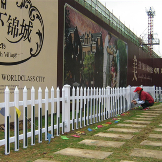 張家口圍擋噴繪廣告制作一站式服務